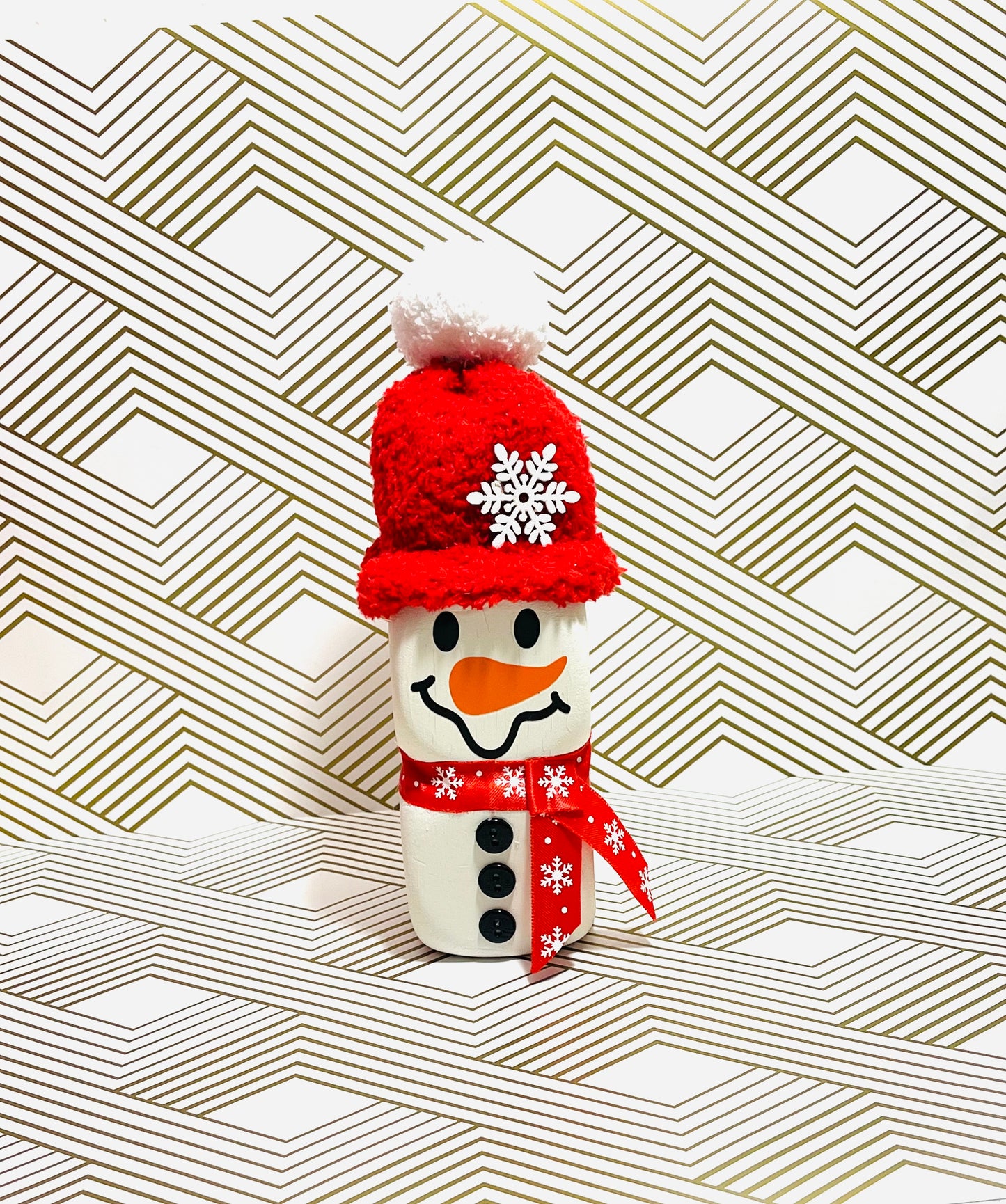 Snowmen Two-Tier Cubes Assorted Sock Hats