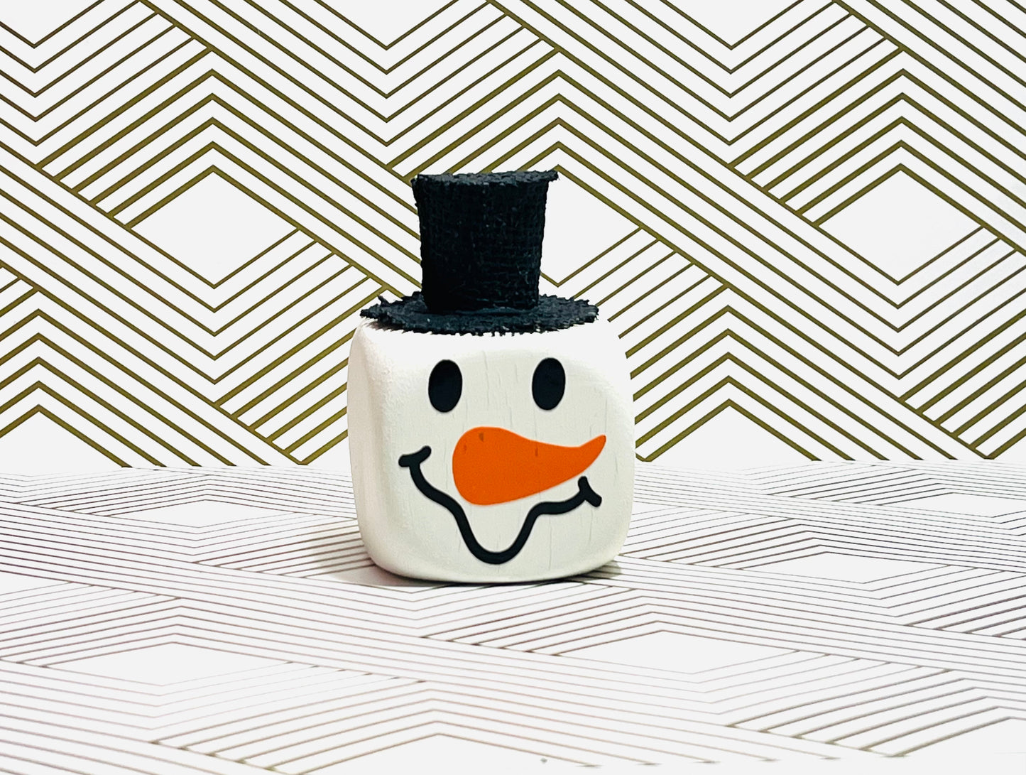 Snowmen Single Cubes Black Top Hats