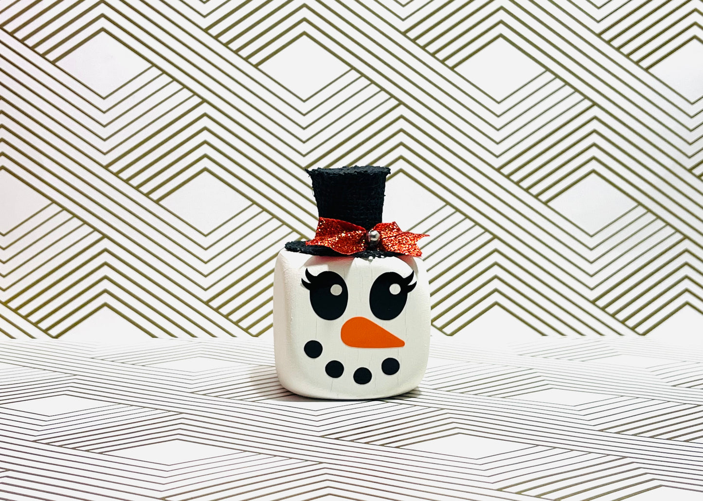 Snowmen Single Cubes Black Top Hats